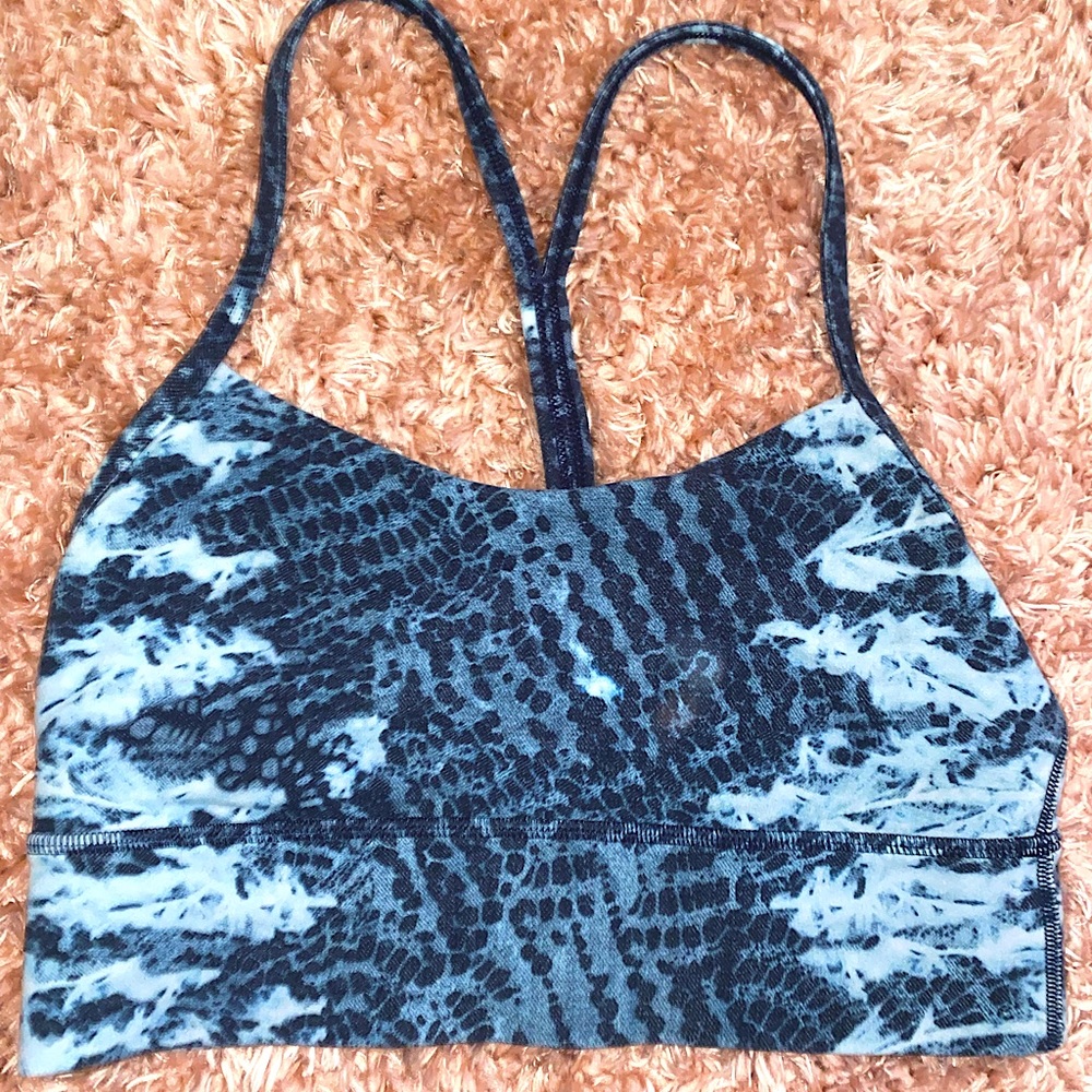 Rare pattern Lululemon sports bra!!